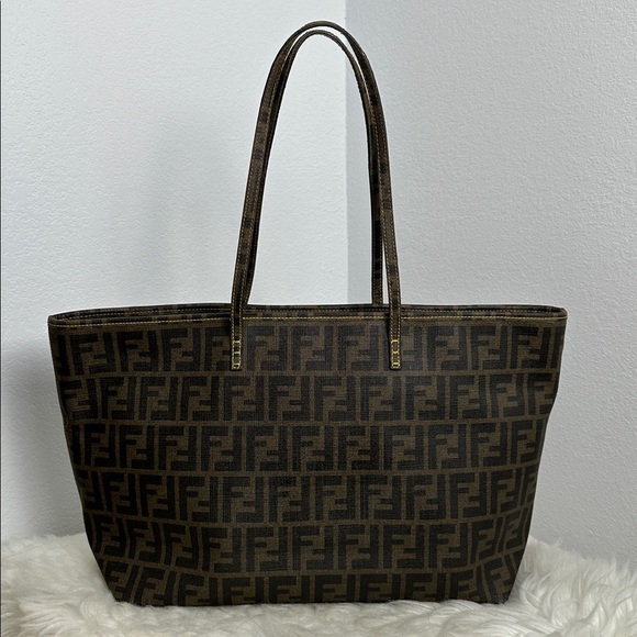 💯Authentic Fendi Roll Tote Zucca Coated Canvas Large🍀 - Picture 15 of 16